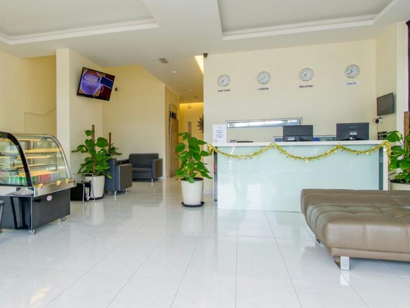 Ample Hotel Skudai Extérieur photo